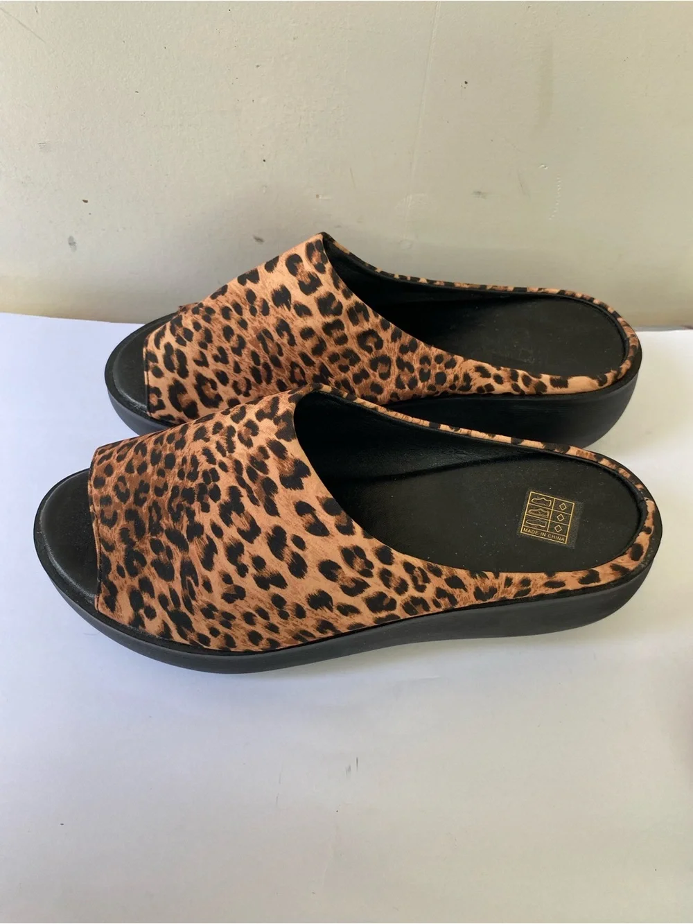 Leopard Print Platform Wedge Slide Sandals Open Toe Mules 41 Y2K Mob Wife